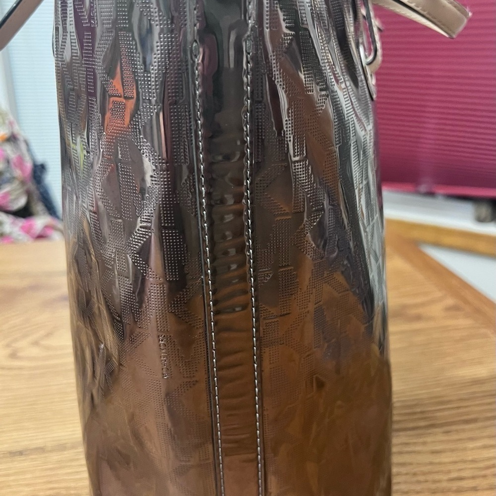 MICHAEL KORS JET SET EAST WEST MIRROR BRONZE METALLIC PATENT LEATHER TOTE - Picture 7 of 14